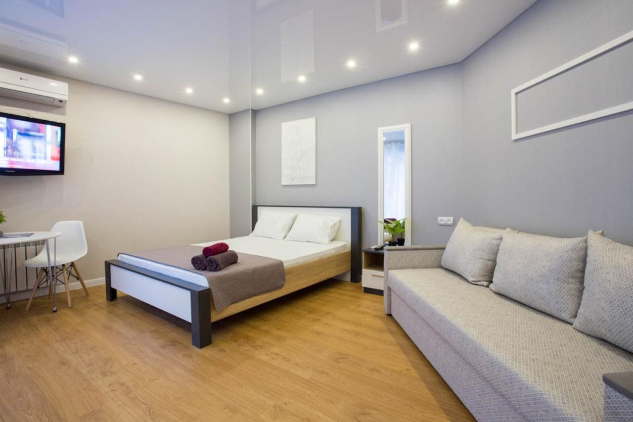 New Studio In The City Center - Mykoly Khvylovoho Str 5-2 카리프 외부 사진